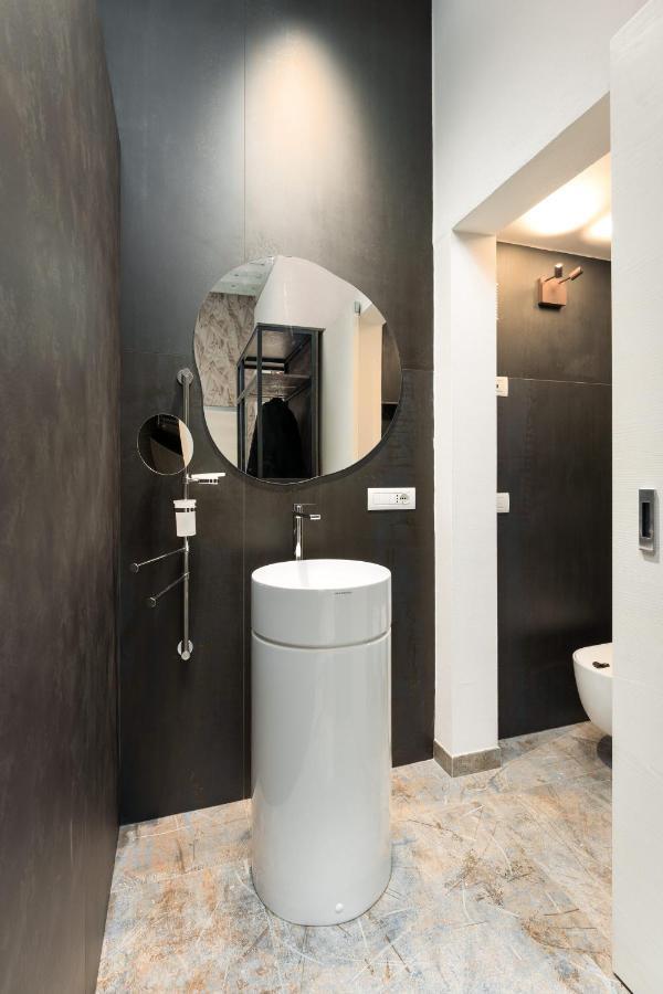 F1Rst Suite Apartment & Spa Firenze Kültér fotó
