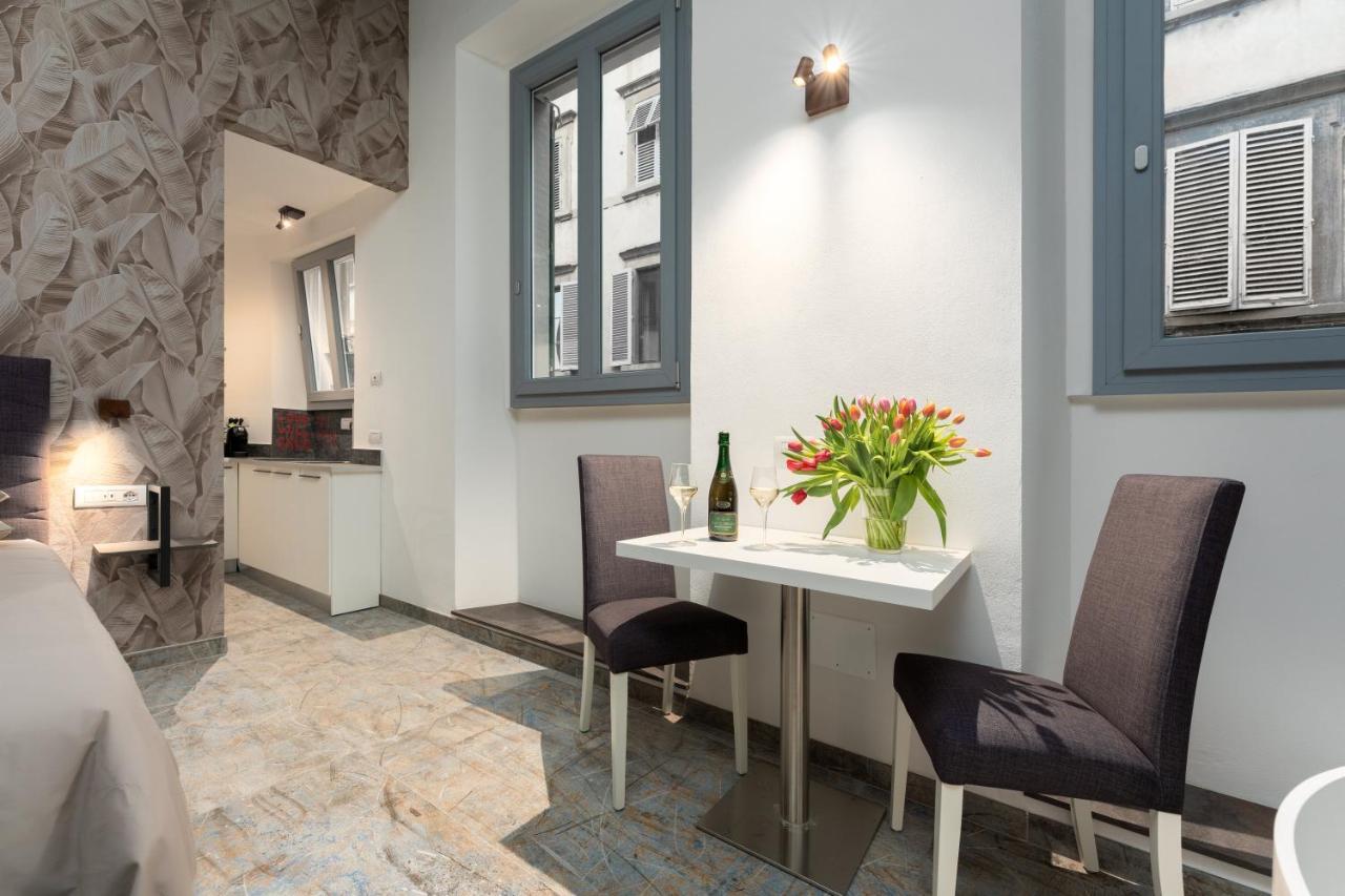 F1Rst Suite Apartment & Spa Firenze Kültér fotó