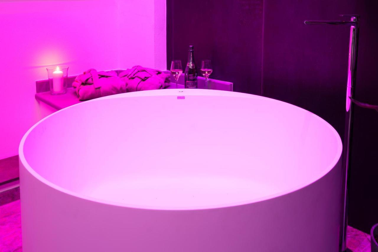F1Rst Suite Apartment & Spa Firenze Kültér fotó